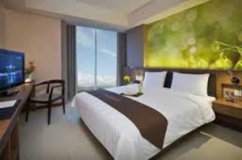 Midtown Hotel Surabaya Esterno foto