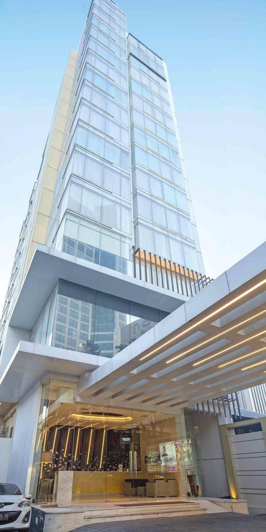 Midtown Hotel Surabaya Esterno foto