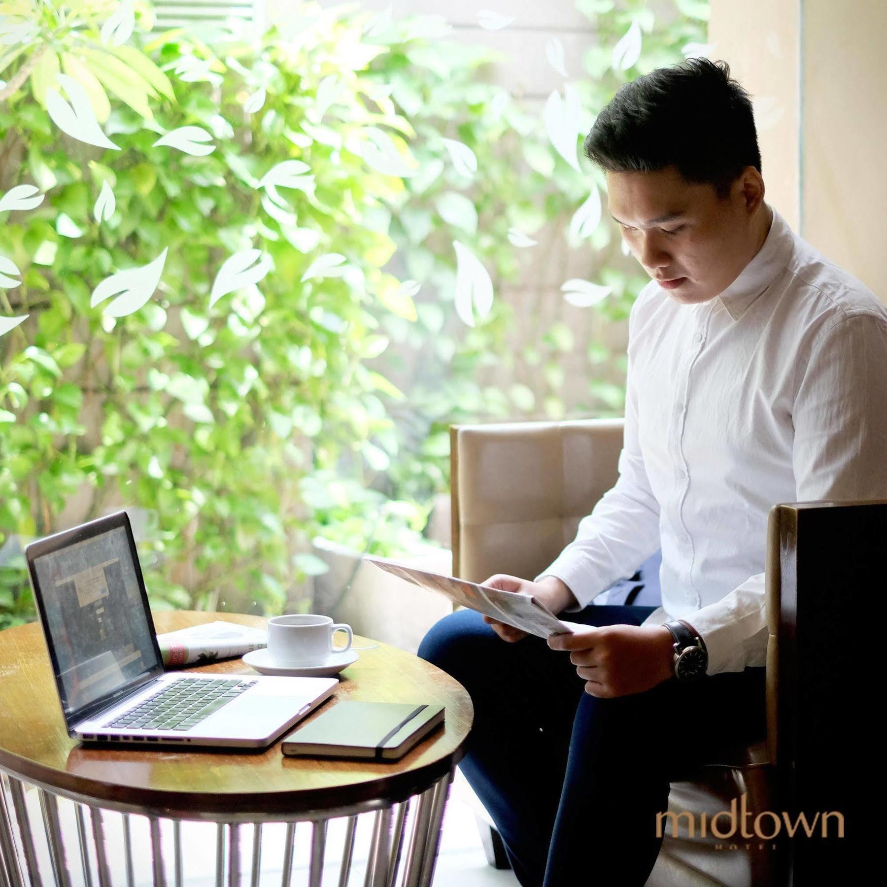 Midtown Hotel Surabaya Esterno foto